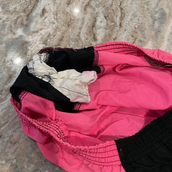 Retro Shorts - Picture 5 of 13